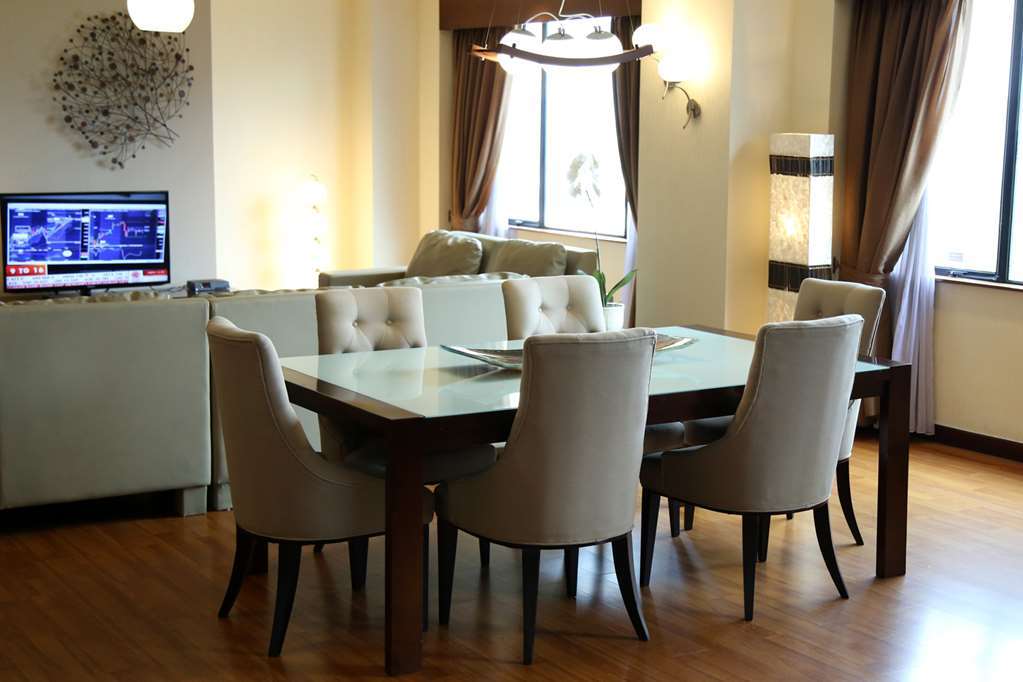 Artotel Gelora Senayan 4*